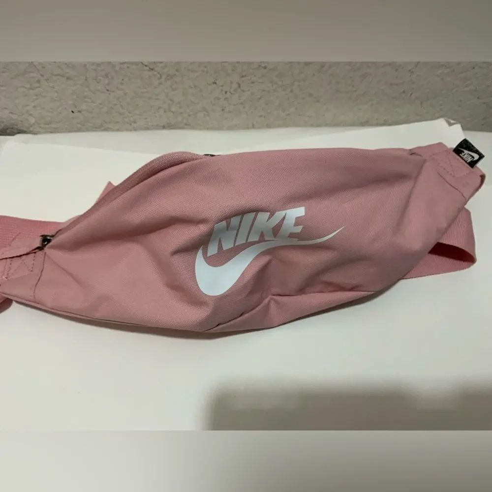 NIKE FANNY PACK WAIST BAG PINK